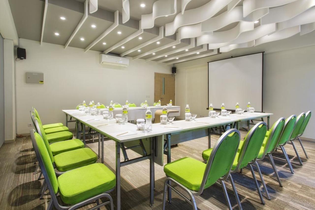 Maxonehotels At Bukit Jimbaran Ngoại thất bức ảnh