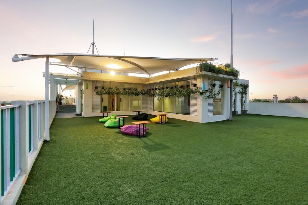 Maxonehotels At Bukit Jimbaran Ngoại thất bức ảnh