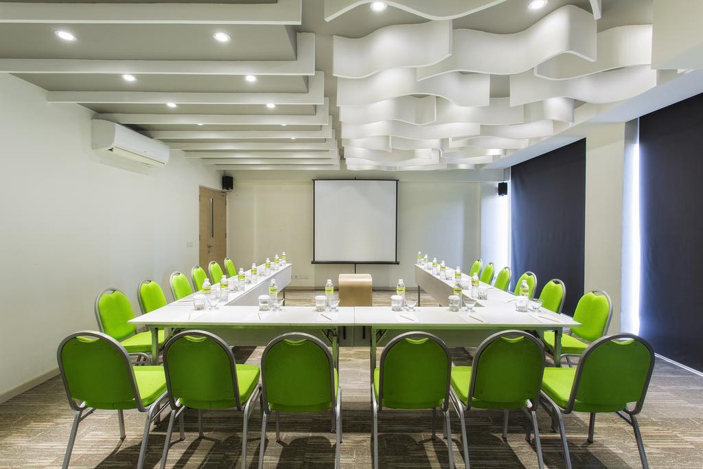Maxonehotels At Bukit Jimbaran Ngoại thất bức ảnh